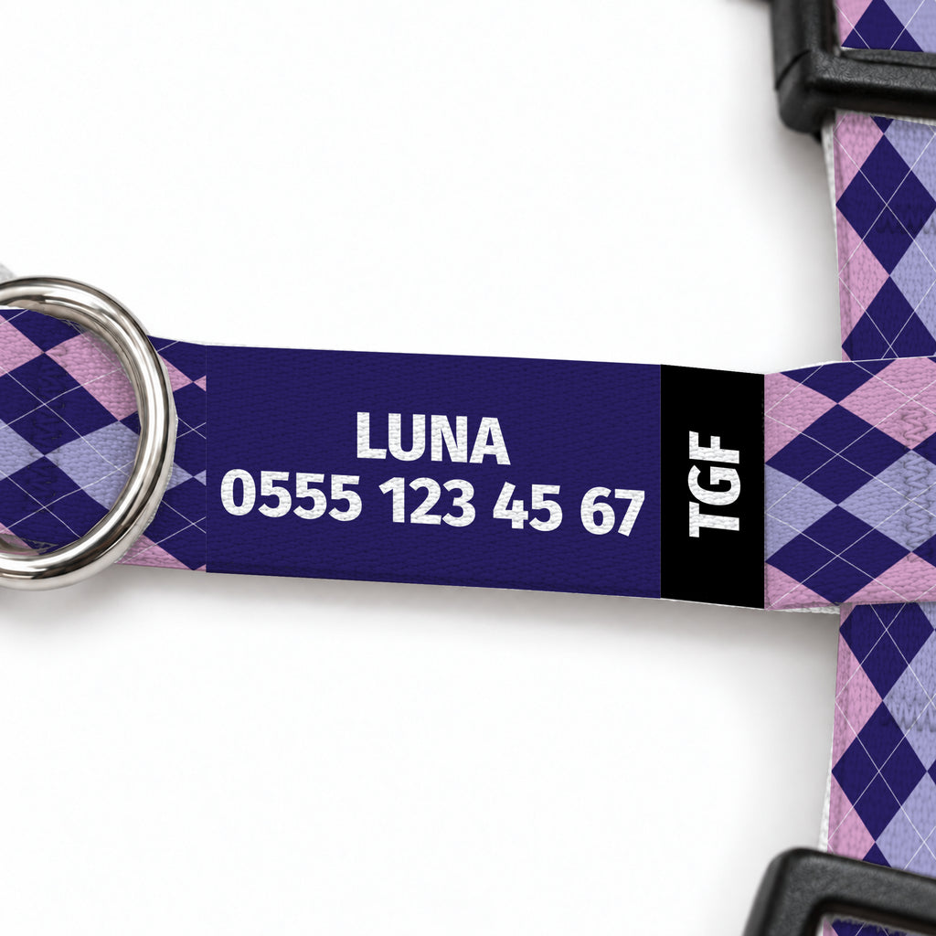 Lilac Check Kedi Göğüs Tasması – Yazi Detayi