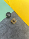 Bitcoin | Yaka Rozeti - Evcil hayvanlar için mükemmel bir ürün.
